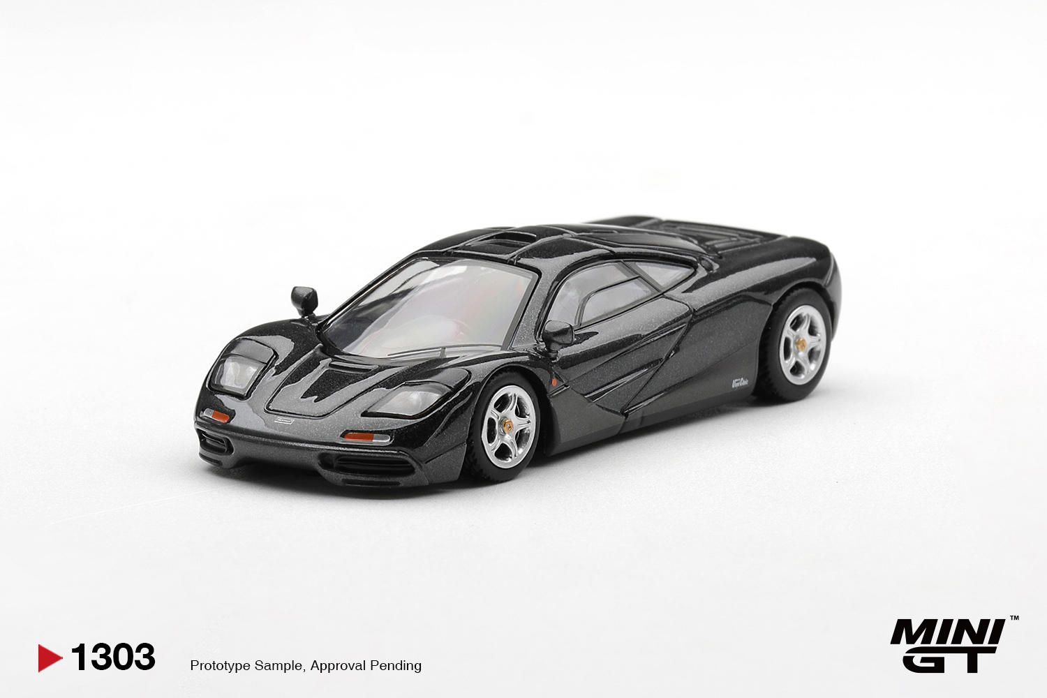 Die Cast Car 1 64 - MINIGT 1/64 McLaren F1 Blue Black