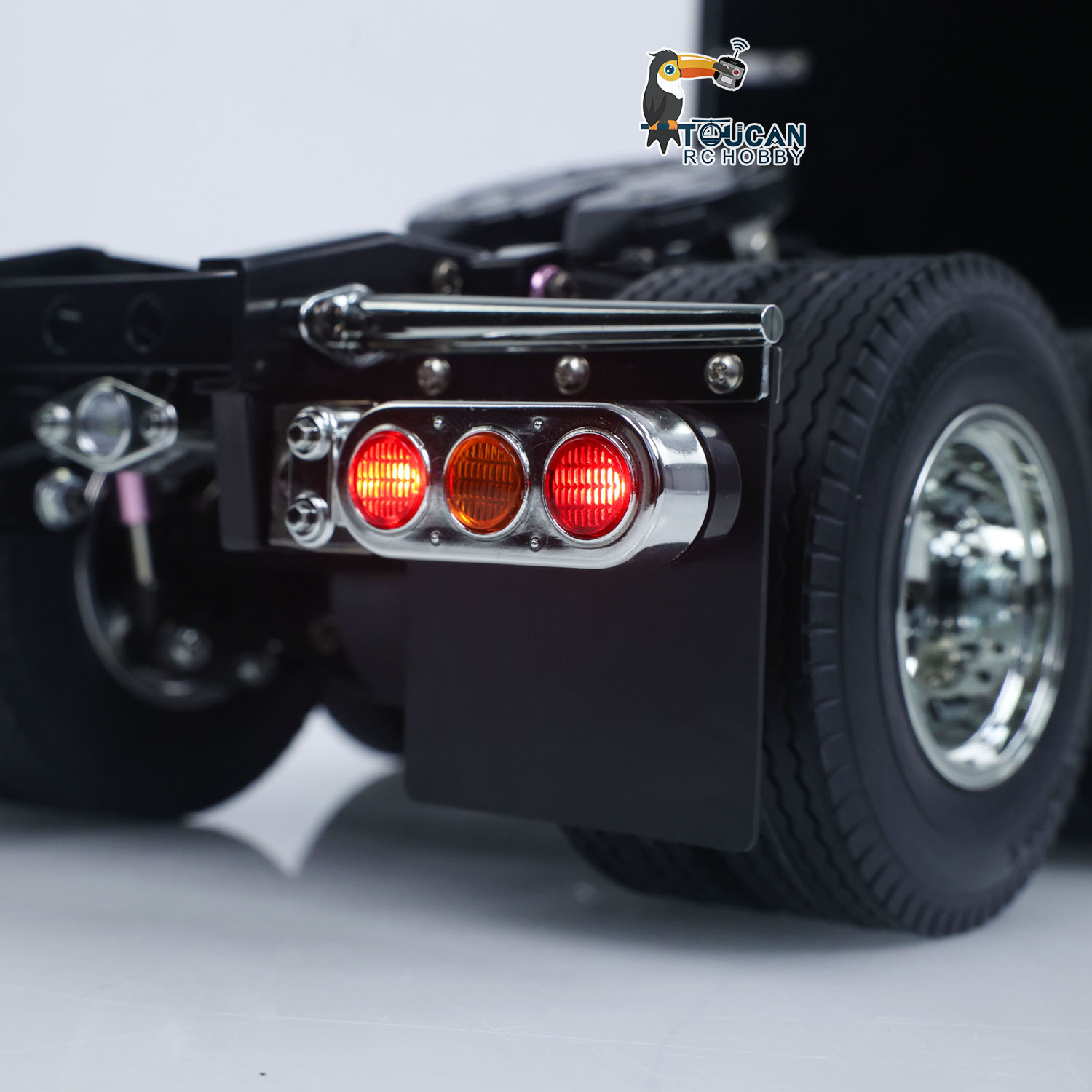 RC Tractor Truck 56314 Customi - Tamiya Model Rc Car ulasan dan harga